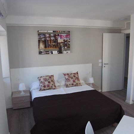 Domo Apartments - Trieste Goldoni Exterior photo