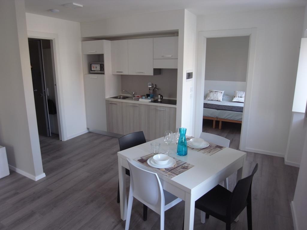 Domo Apartments - Trieste Goldoni Exterior photo