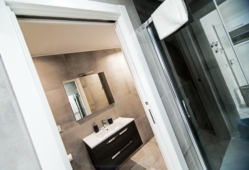 Domo Apartments - Trieste Goldoni Exterior photo