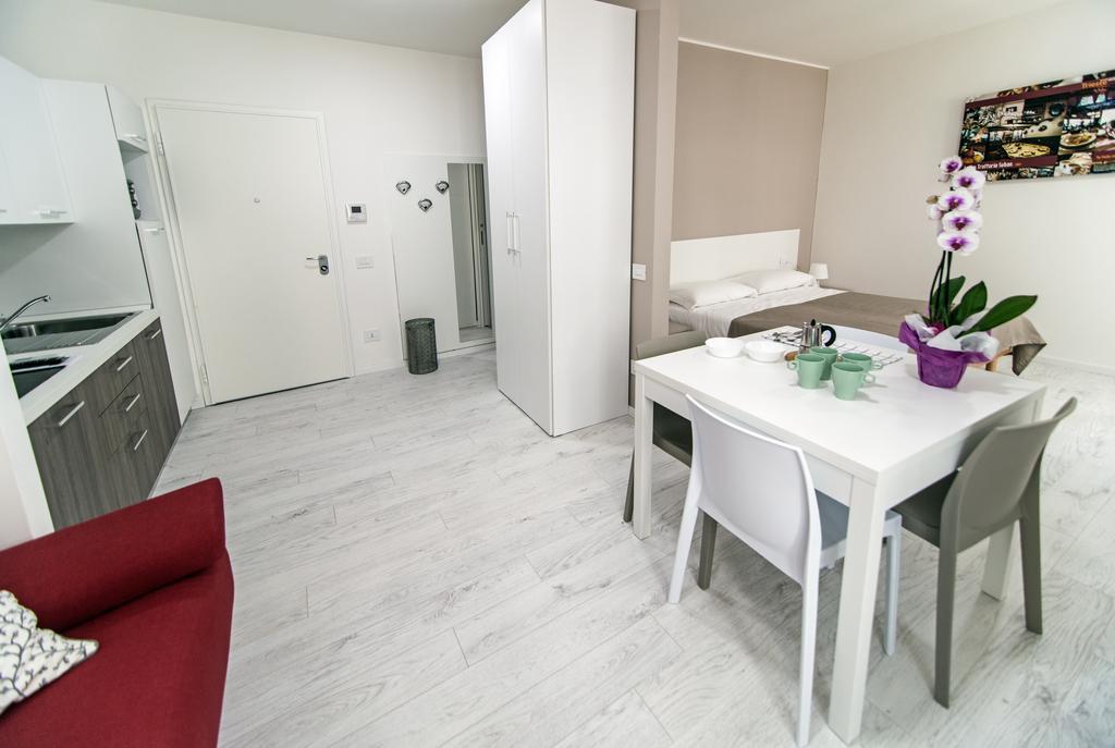 Domo Apartments - Trieste Goldoni Exterior photo
